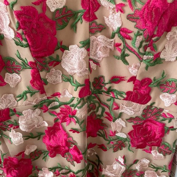 XSCAPE KAIA DRESS size 4 NWT - Picture 4 of 8